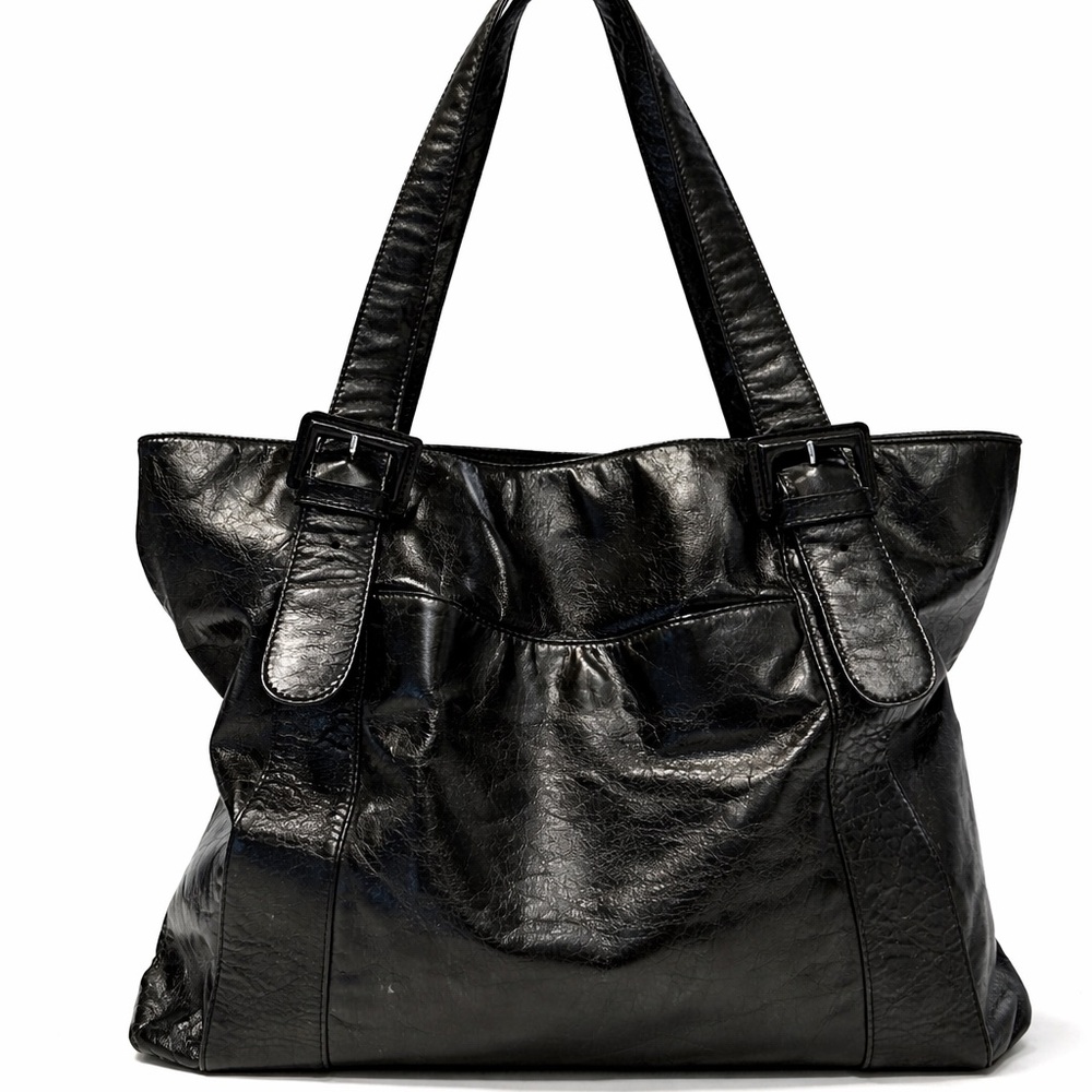 HOBO Black Leather Tote - EUC, Clean, Magnetic pockets, versatile,timeless,rich.